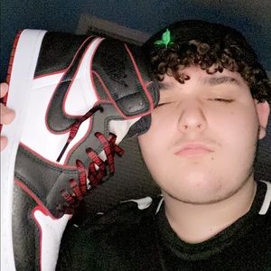 Meet your Posher, Coby